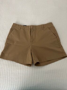 NWT Banana Republic Authentic Chino Shorts size 10